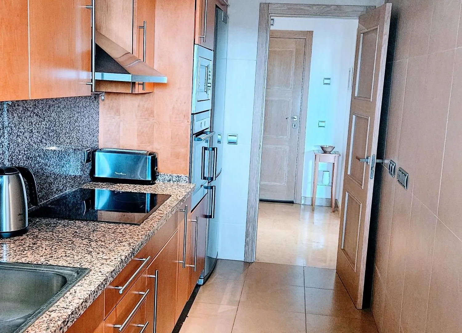 Marina Castillo, Beachfront Sea Views 500M To Beach And Duquesa Marina Manilva 0*,