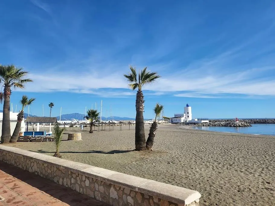 Marina Castillo, Beachfront Sea Views 500M To Beach And Duquesa Marina Manilva