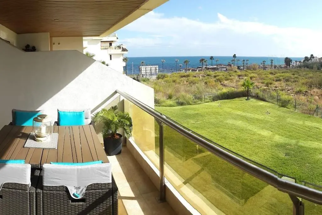 Marina Castillo, Beachfront Sea Views 500M To Beach And Duquesa Marina Manilva 0*,
